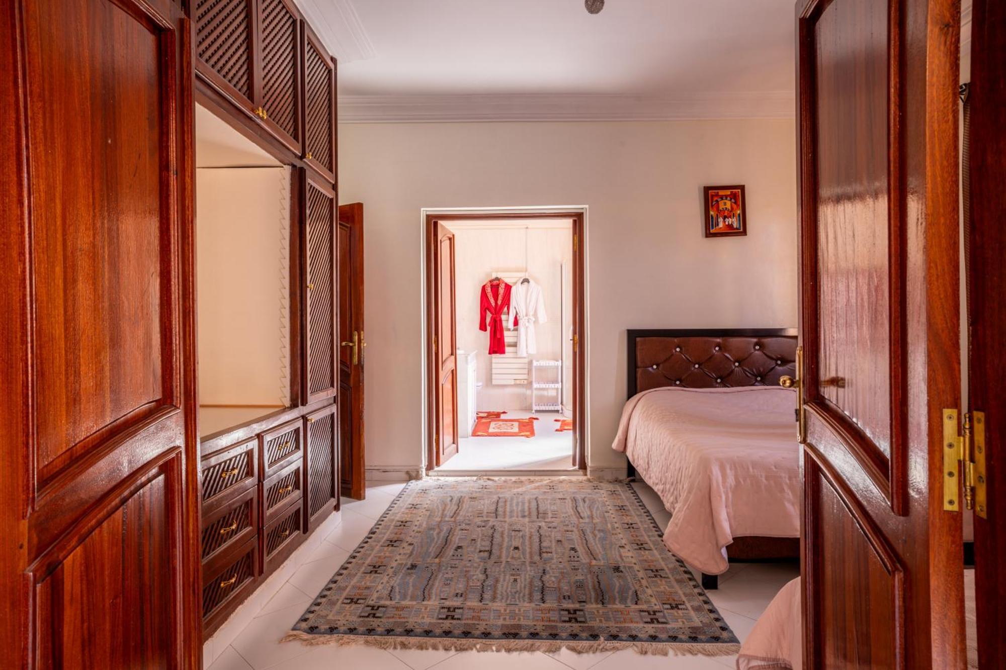 Villa Exclusive Sabah 10 Minutes Du Centre Avec Piscine Privee Marrakesh Buitenkant foto